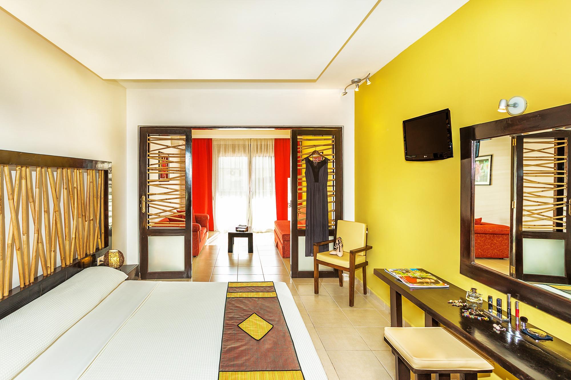 Xenios Possidi Paradise Hotel Bagian luar foto