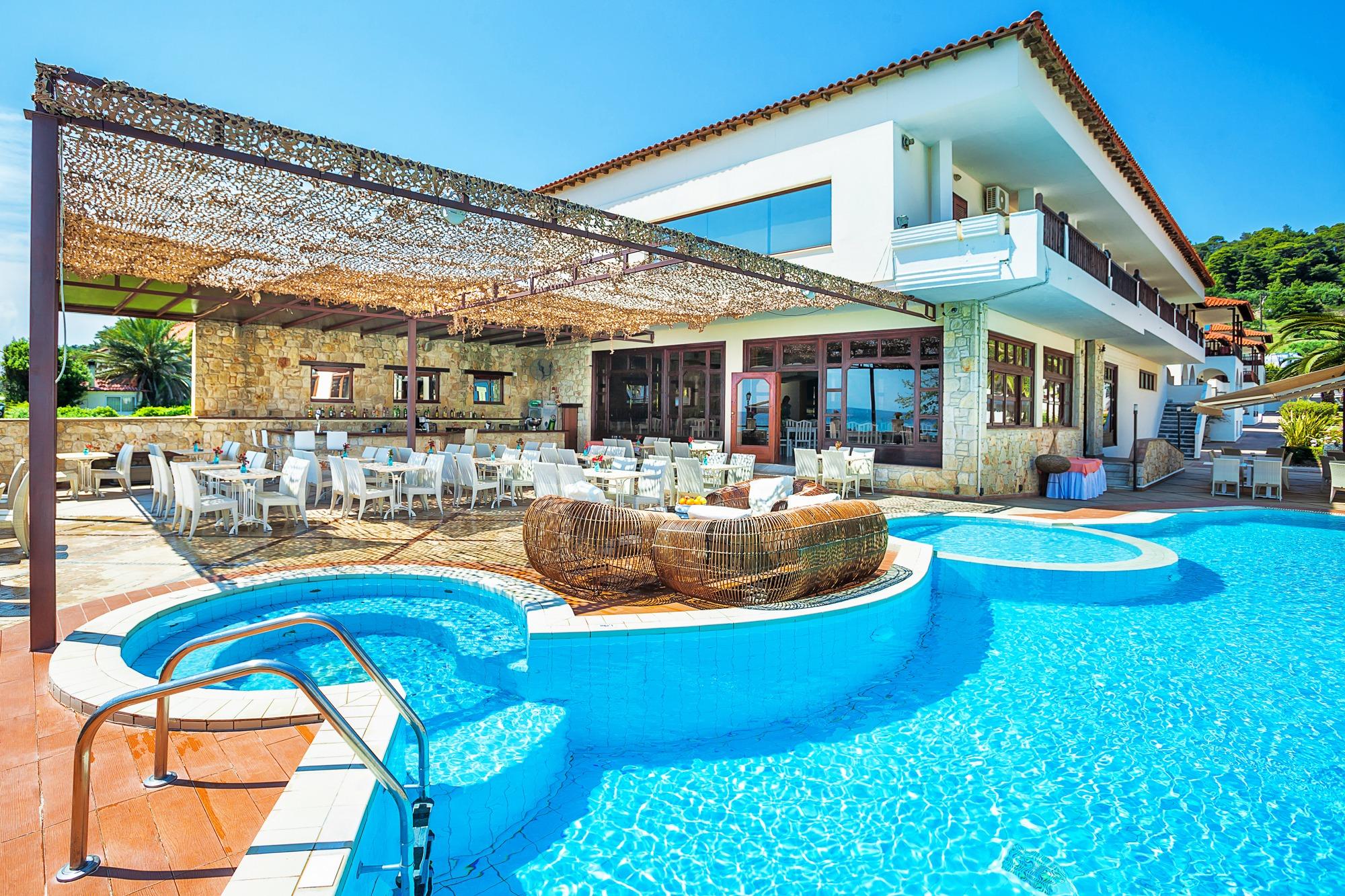 Xenios Possidi Paradise Hotel Bagian luar foto