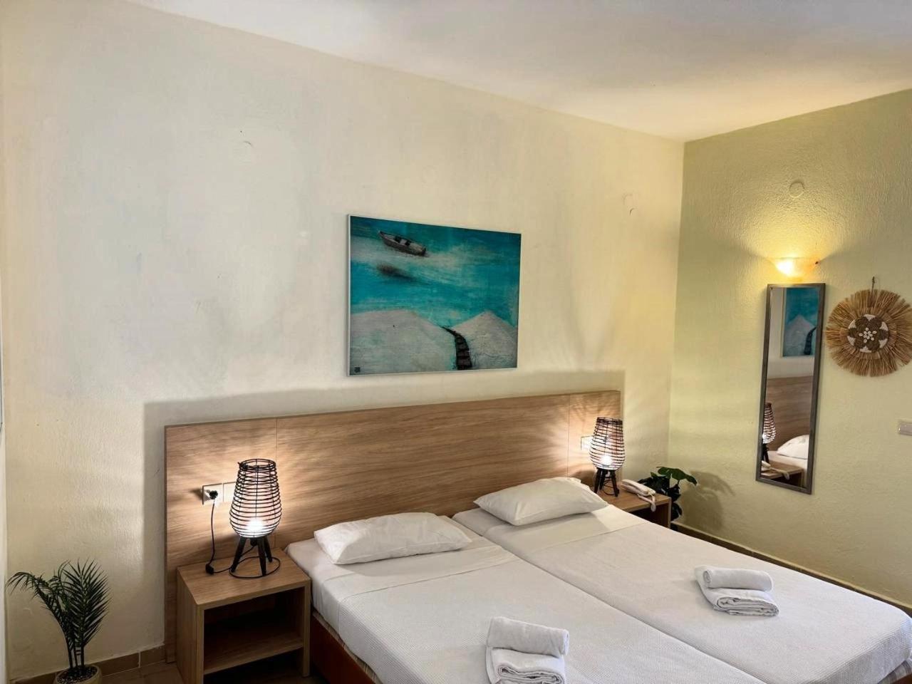 Xenios Possidi Paradise Hotel Bagian luar foto